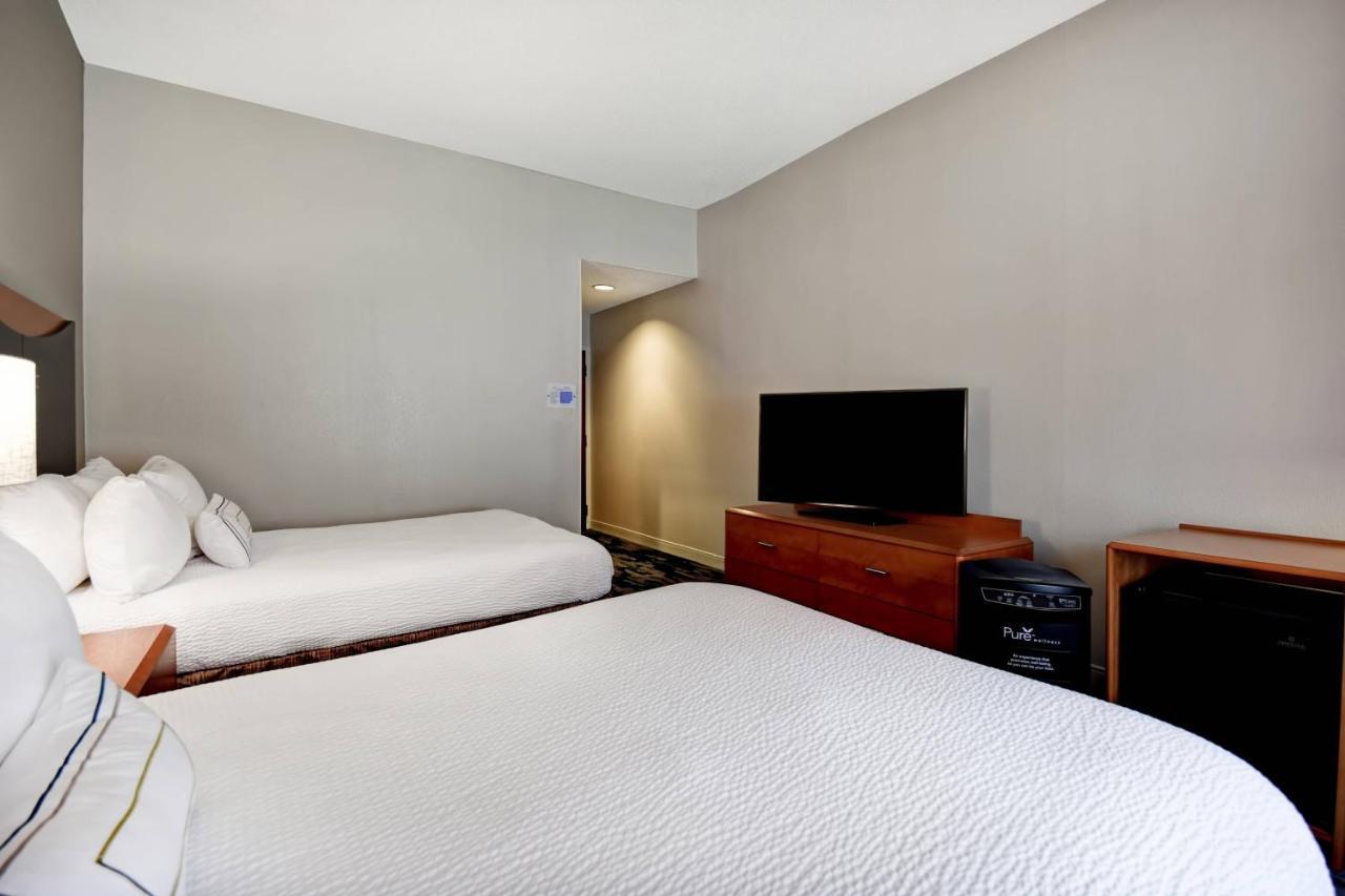 Fairfield Inn & Suites By Marriott Atlanta Kennesaw Exterior photo